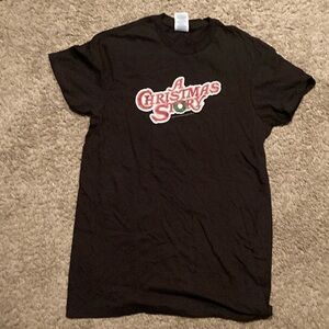 Christmas story tee size smalll